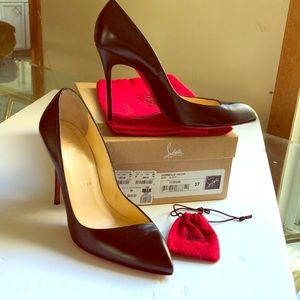 100% Authentic Christian Louboutin Corneille 100